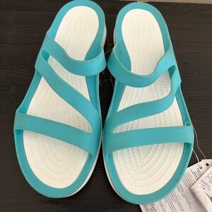 Women’s croc sandals blue and white - size 10